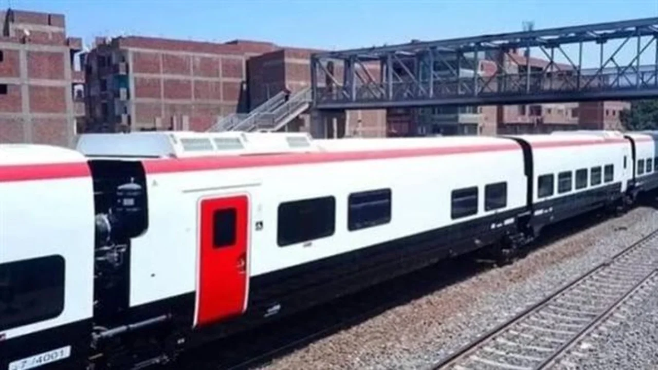 خدمات فندقية.. مواعيد رحلات قطار تالجو وأسعار التذاكر الجديدة لشهر يناير 2026